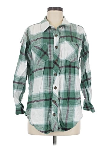 Maurices Long Sleeve Button-Down Shirt (view 1)