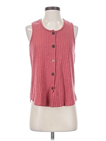 W5 Sleeveless Blouse (view 1)