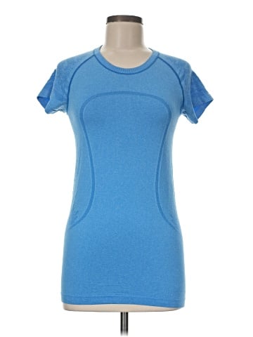 Lululemon Athletica Short Sleeve T-Shirt (view 1)