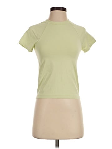 Vuori Short Sleeve Turtleneck (view 1)