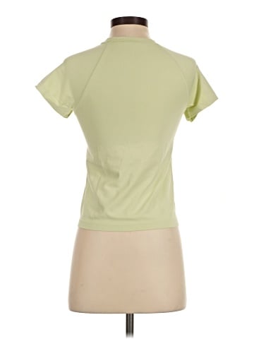 Vuori Short Sleeve Turtleneck (view 2)