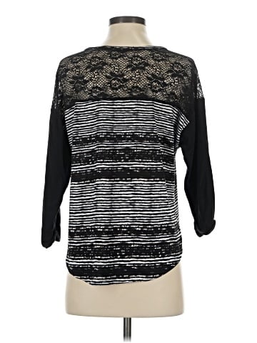 Hot Kiss 3/4 Sleeve T-Shirt (view 2)
