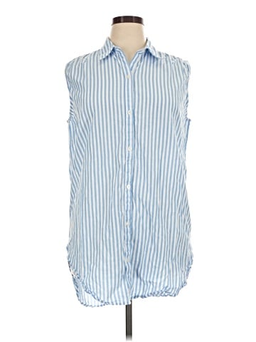 North Style Sleeveless Button-Down Shirt (view 1)