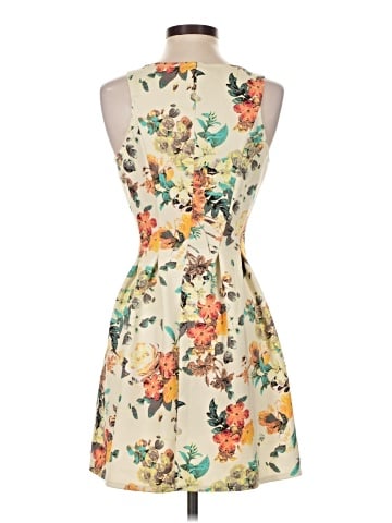 Candie's Casual Dress (view 2)