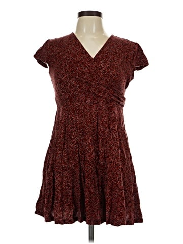 Lark & Ro Short Sleeve Top (view 1)
