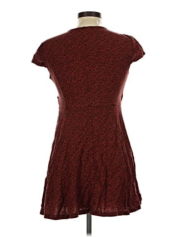 Lark & Ro Short Sleeve Top (view 2)