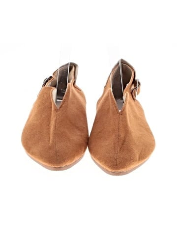 Unbranded Flats (view 2)