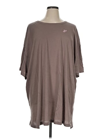 Victoria's Secret Short Sleeve T-Shirt (view 1)