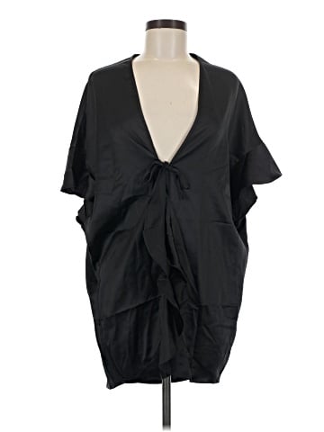 Victoria's Secret Kimono (view 1)