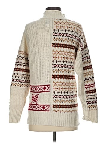 American Eagle Outfitters Pullover Sweater (view 2)