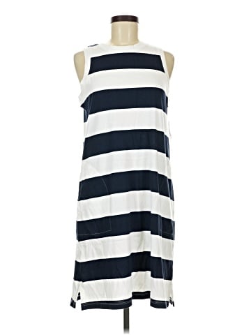 Old Navy Casual Dress (view 1)