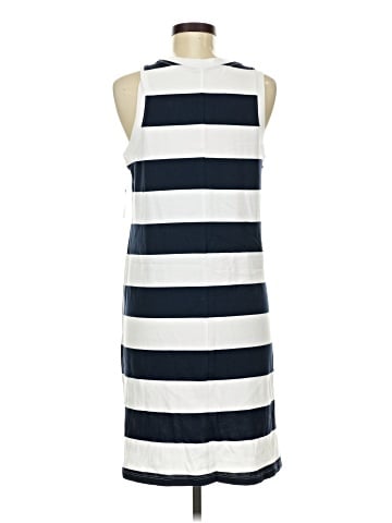 Old Navy Casual Dress (view 2)