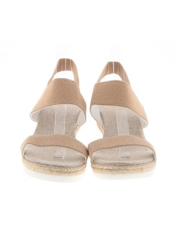 Unbranded Wedges (view 2)