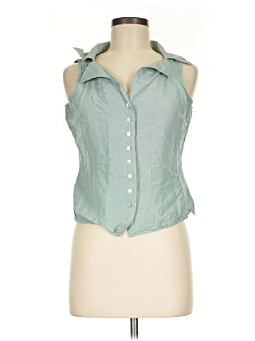 Harold's Sleeveless Button-Down Shirt (view 1)