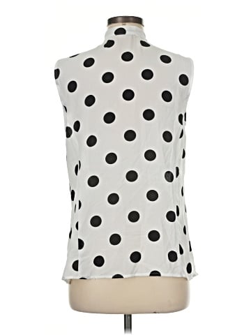 Kasper Sleeveless Button-Down Shirt (view 2)