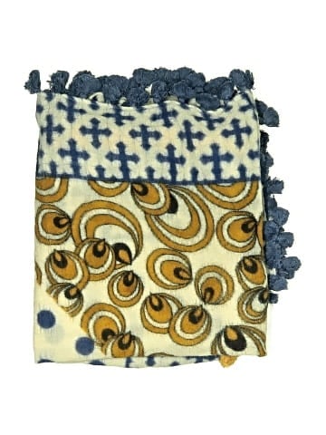 Unbranded Scarf (view 2)