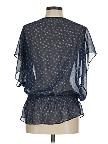 American Eagle Outfitters Short Sleeve Blouse (view 2)