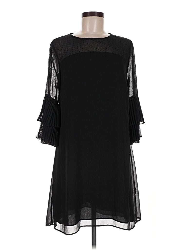 Pre-owned Francesca's Cocktail Dress In Black