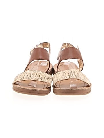 Wonder Nation Sandals (view 2)