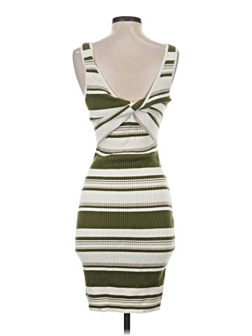 Abercrombie & Fitch Casual Dress (view 2)