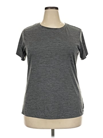 Amazon Essentials Active T-Shirt (view 1)