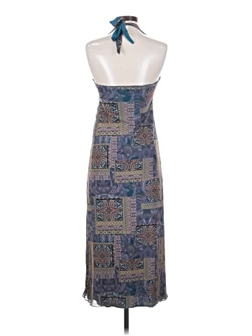 Urban Outfitters Casual Dress (view 2)