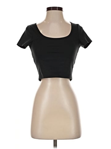 Gilly Hicks Short Sleeve T-Shirt (view 1)