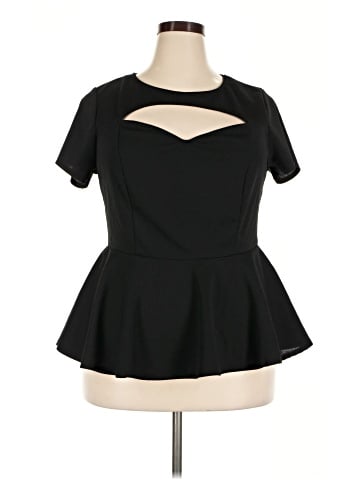 FASHION TO FIGURE Short Sleeve Top (view 1)