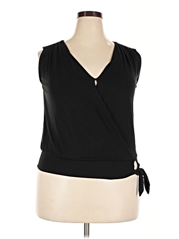 Amour Vert Sleeveless Blouse (view 1)
