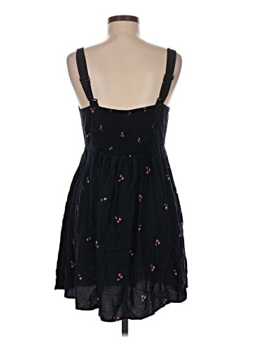 Old Navy Cocktail Dress (view 2)