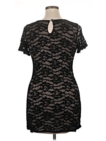Lily Cocktail Dress (view 2)
