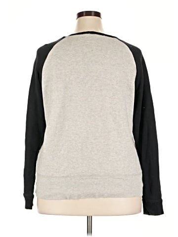 American Eagle Outfitters Sweatshirt (view 2)