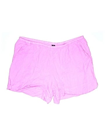Gap Shorts (view 1)