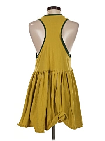 Urban Outfitters Casual Dress (view 2)