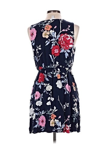 Market and Spruce Casual Dress (view 2)