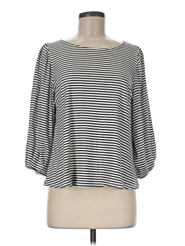 Eri + Ali Cardigan (view 1)