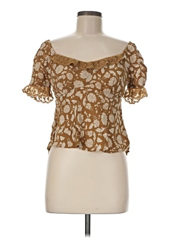American Eagle Outfitters Short Sleeve Blouse (view 1)