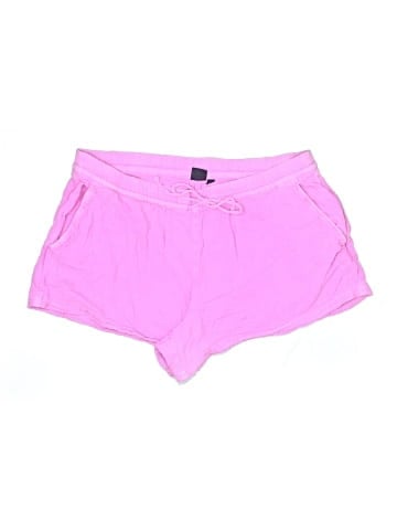 Gap Shorts (view 1)