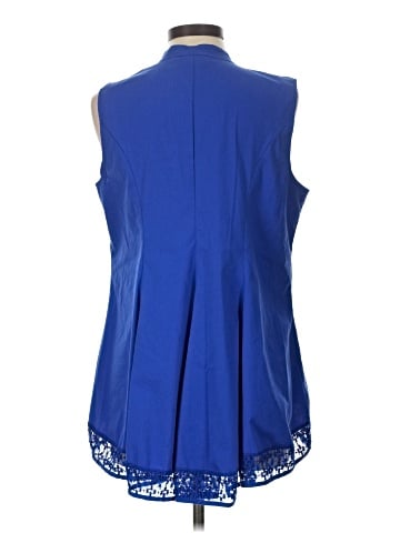 ASHRO Sleeveless Blouse (view 2)