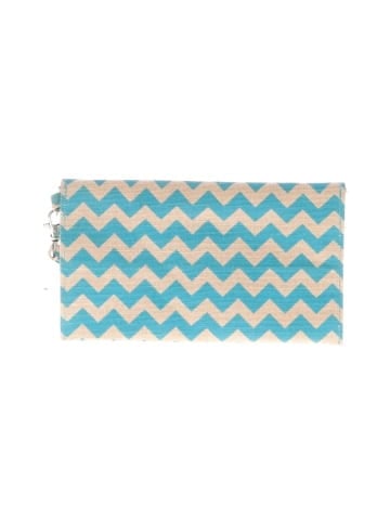 2 Chic Wristlet (view 2)