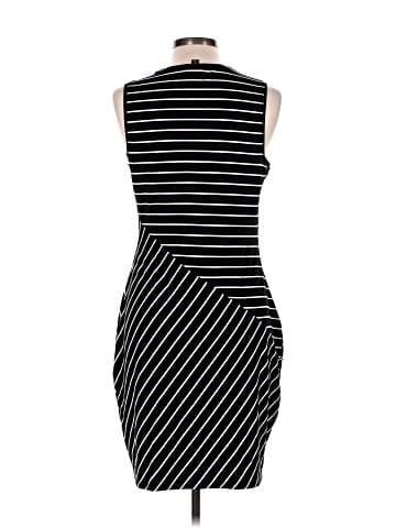 Mossimo Casual Dress (view 2)
