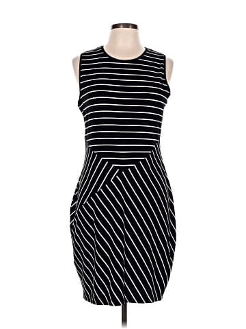Mossimo Casual Dress (view 1)
