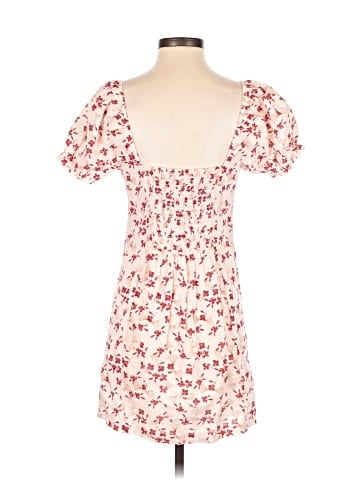 Urban Outfitters Casual Dress (view 2)