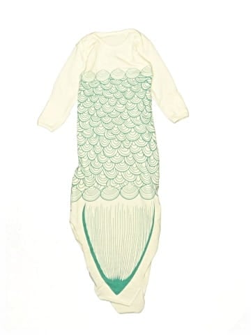 Unbranded Costume (view 1)