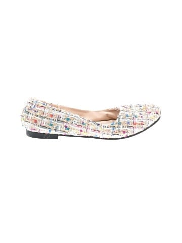 Unbranded Flats (view 1)