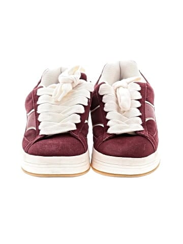 Bershka Sneakers (view 2)