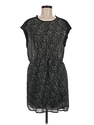H&M Casual Dress (view 1)