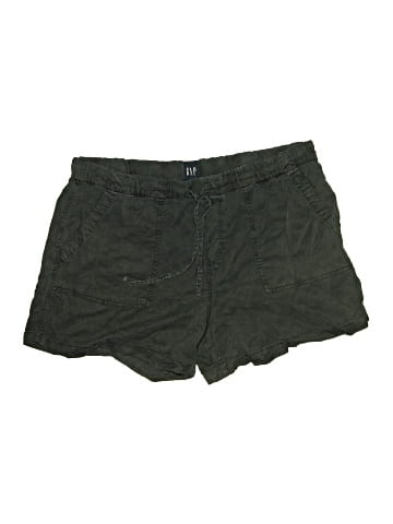 Gap Shorts (view 1)