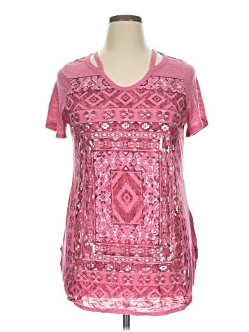 Signature Studio Short Sleeve T-Shirt (view 1)