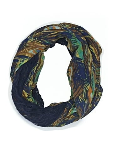 Collection Eighteen Scarf (view 1)